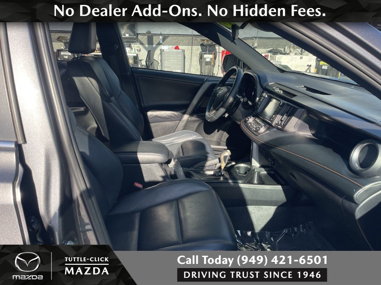 Used 2016 MAGNETIC GRAY MET Toyota SE image 16