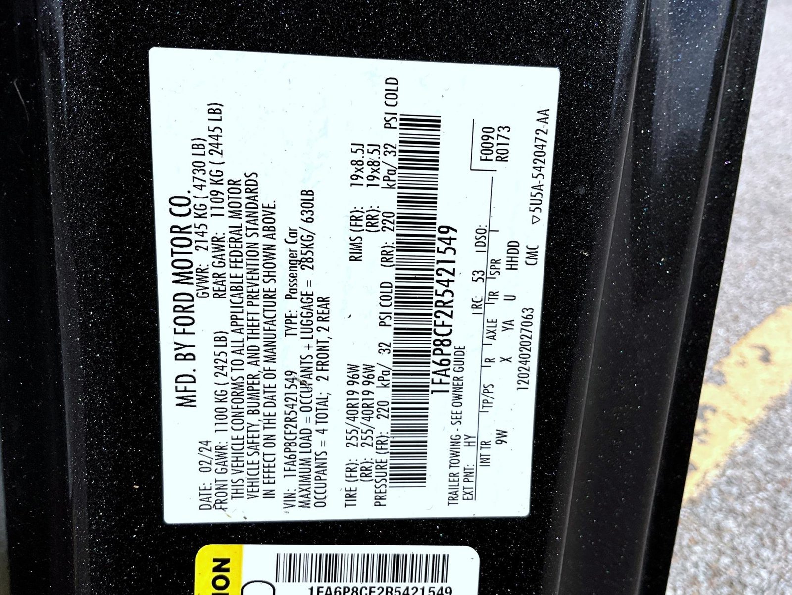 Used 2024 Gray Ford GT Premium image 25