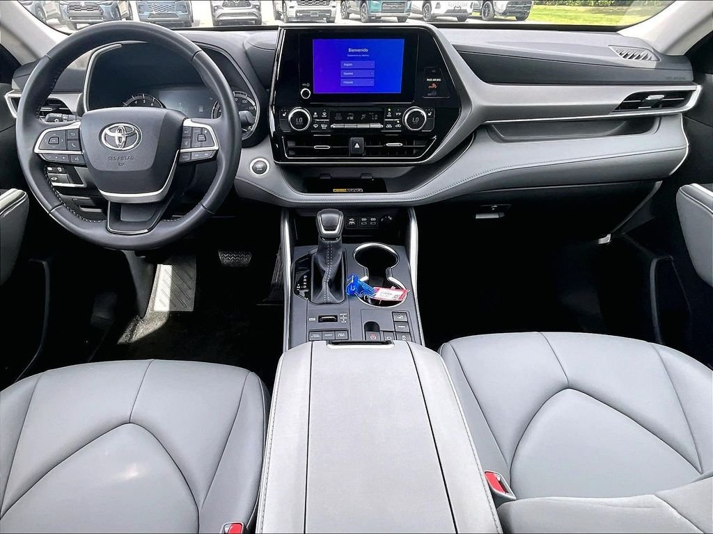 Used 2026 Beige Toyota XLE image 22