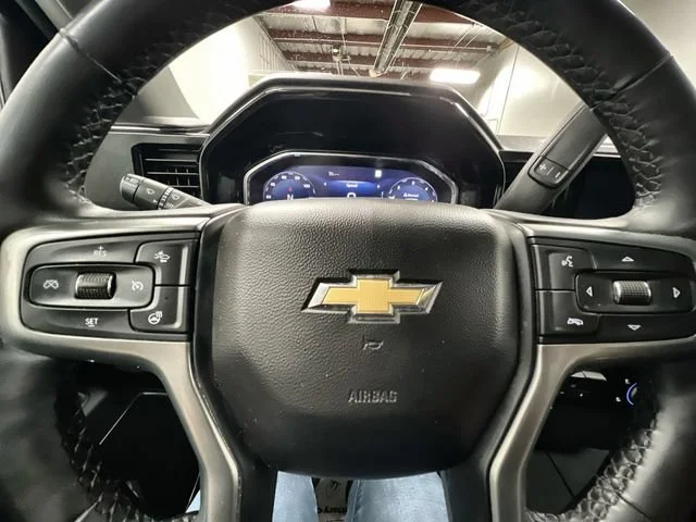 2023 Chevrolet Silverado 1500 LT - Photo 11