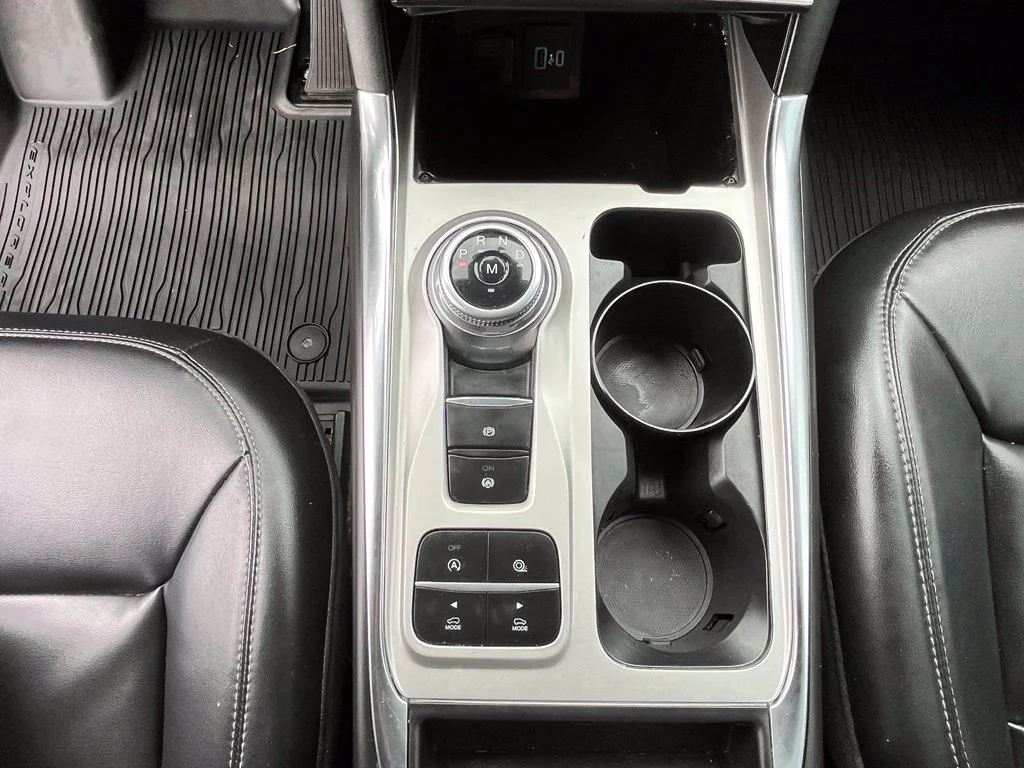 Used 2021 White Ford XLT image 28