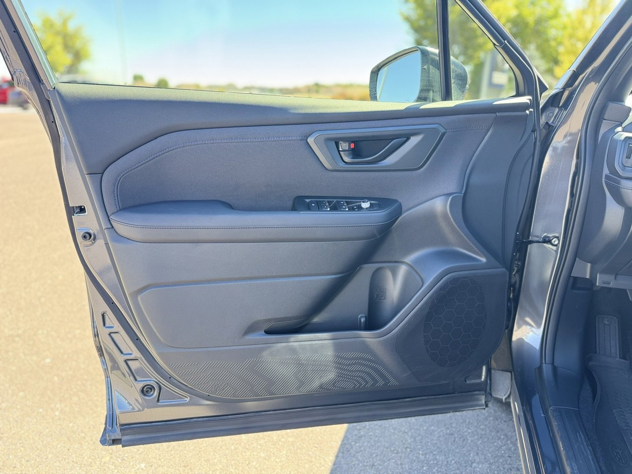 Used 2025 Magnetite Gray Metallic Subaru Premium image 9