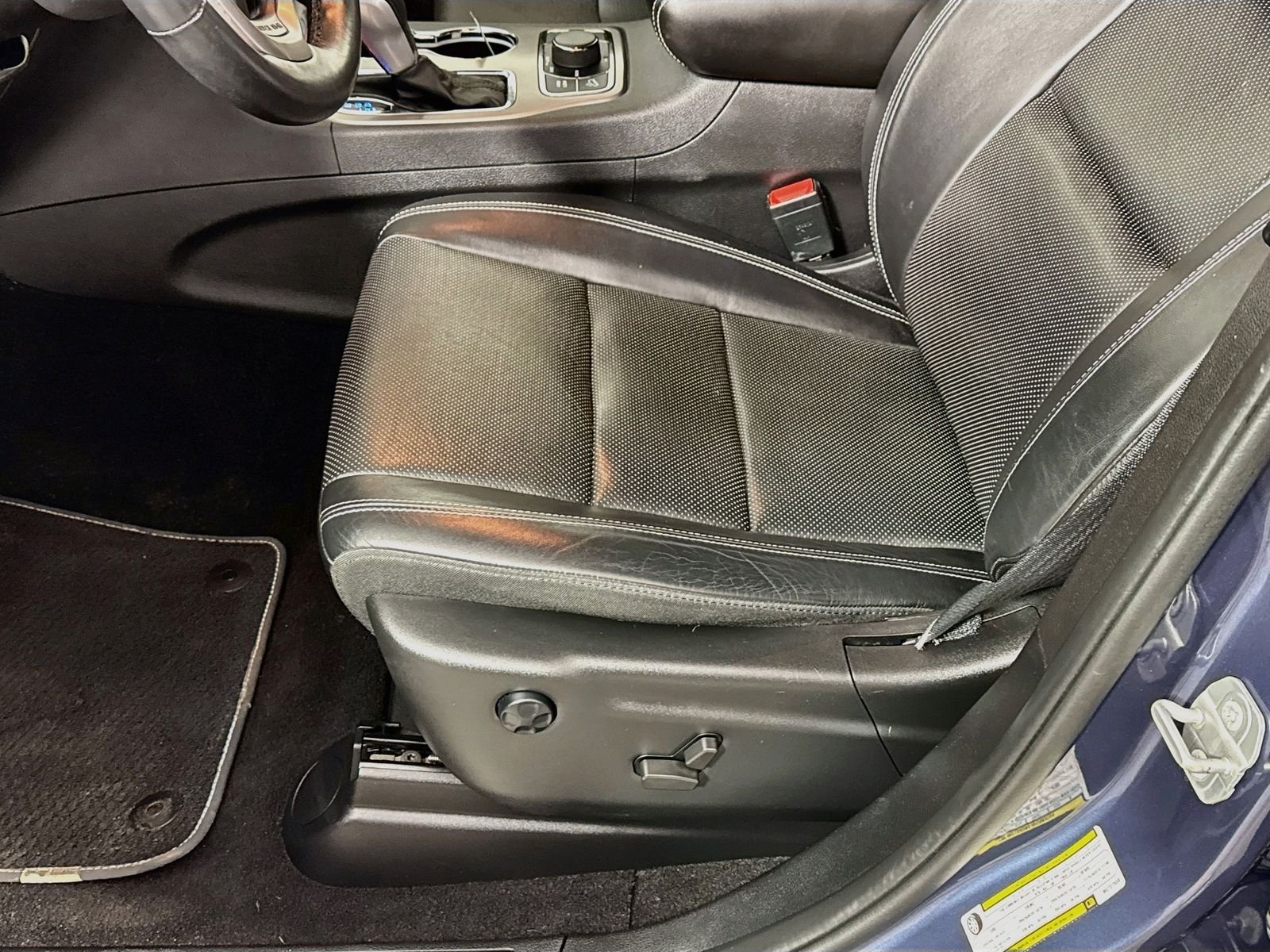 Used 2021 Blue Jeep Limited image 15