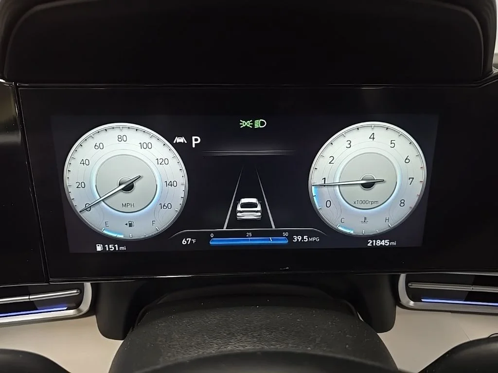 Used 2023 Black Hyundai Limited image 18