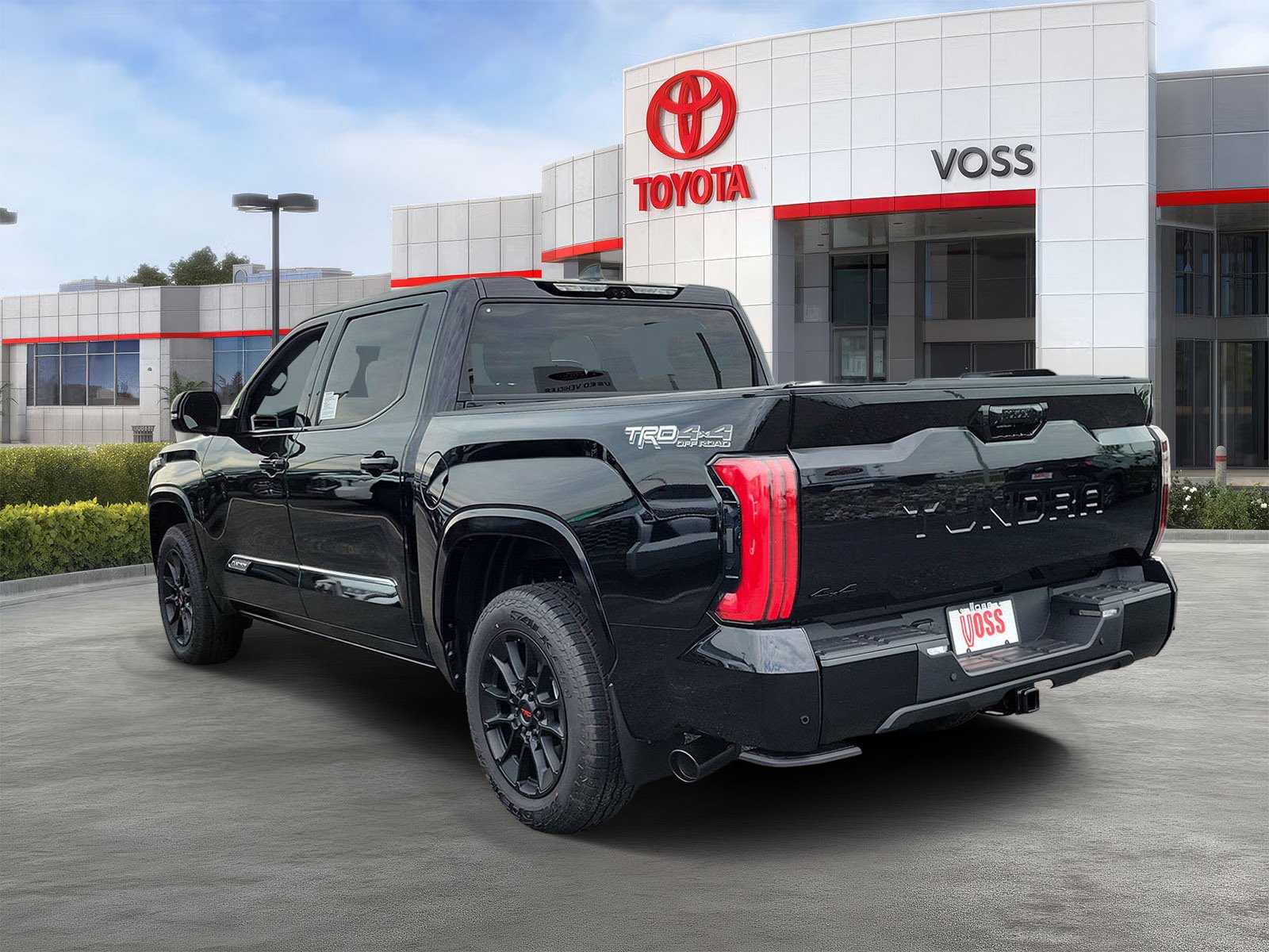 New 2026 Midnight Black Metallic Toyota  Platinum image 3