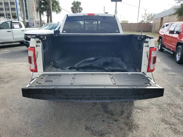 Used 2021 White Ford Lariat image 29