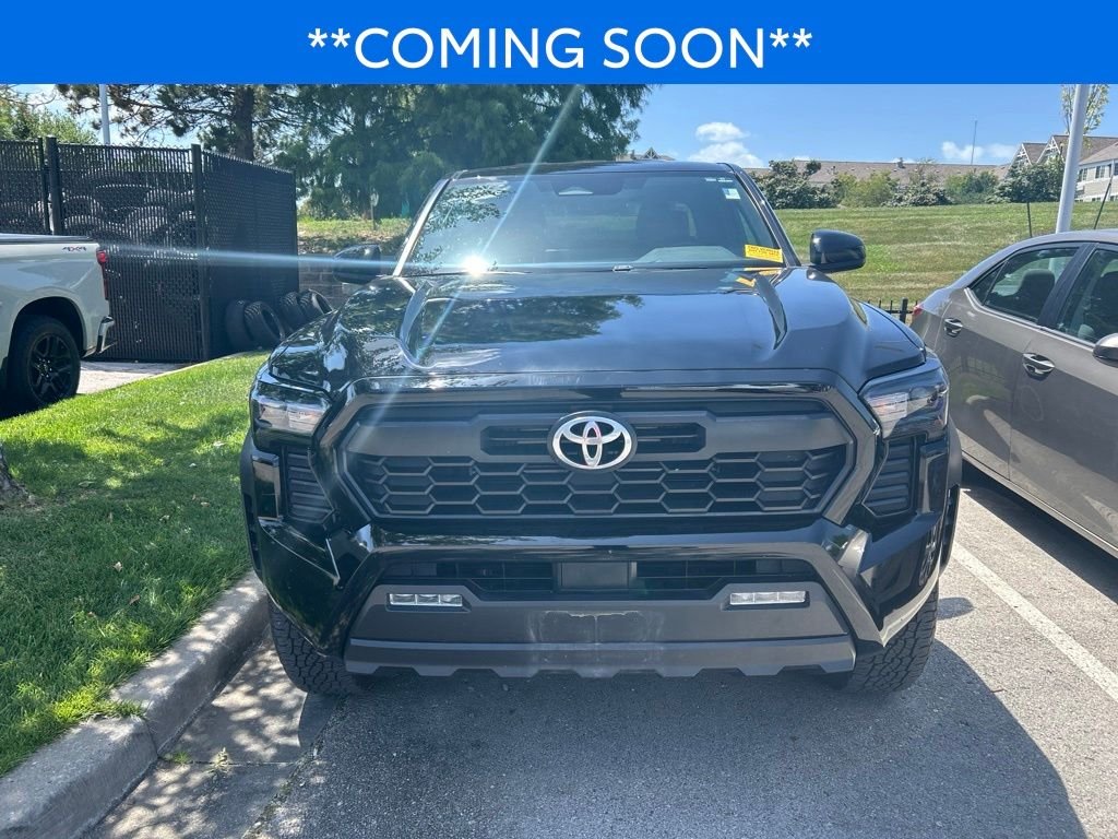 Used 2024 Toyota Tacoma TRD Off Road with VIN 3TMLB5JN9RM017663 for sale in Kansas City