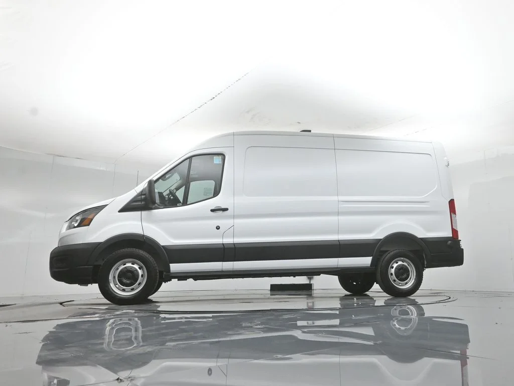 New 2026 Oxford White Ford Base image 49