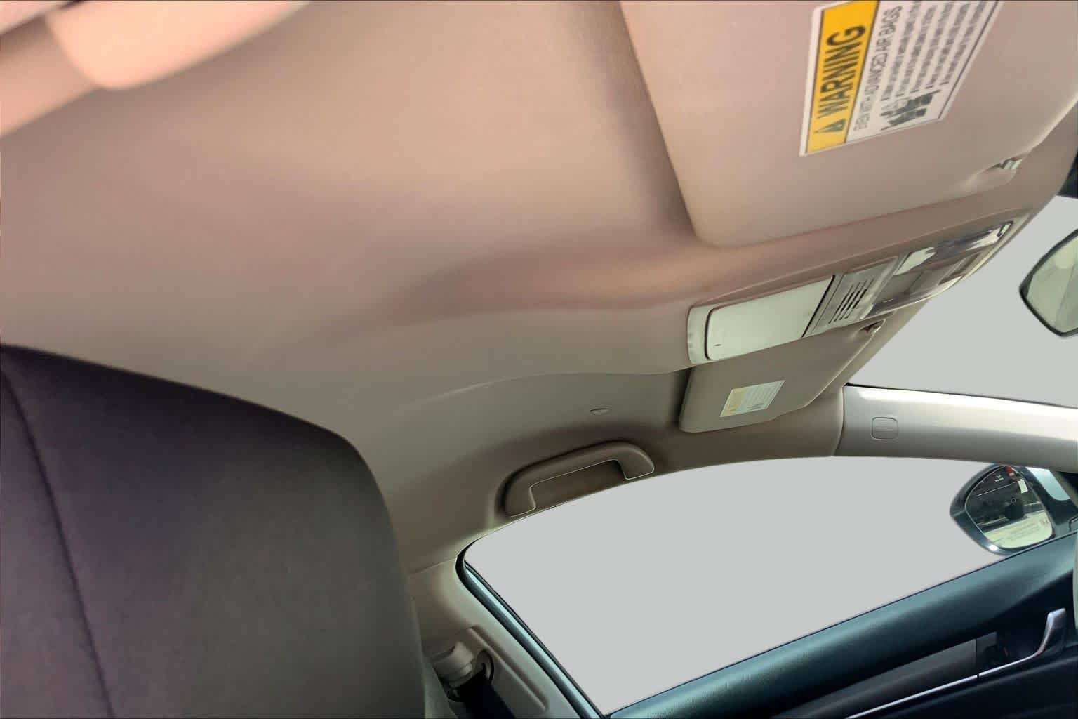 Used 2022 Platinum White Pearl Honda LX image 14