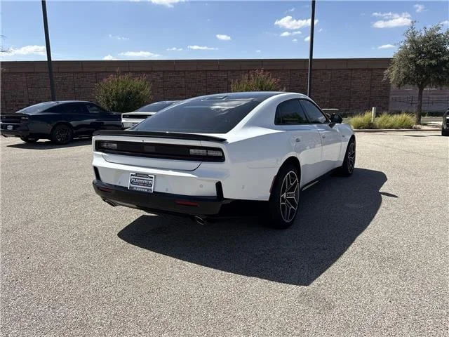 New 2026 White Knuckle  Paint Dodge RT 4-DOOR AWD image 8