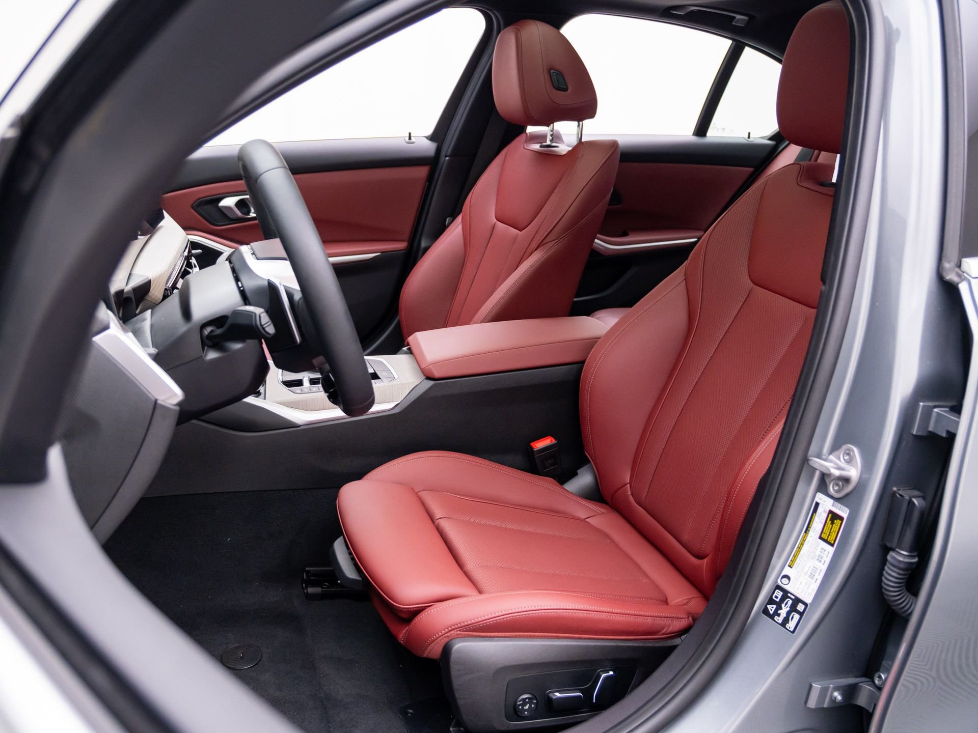 Certified Used 2025 Skyscraper Grey Metallic BMW 330i xDrive image 16