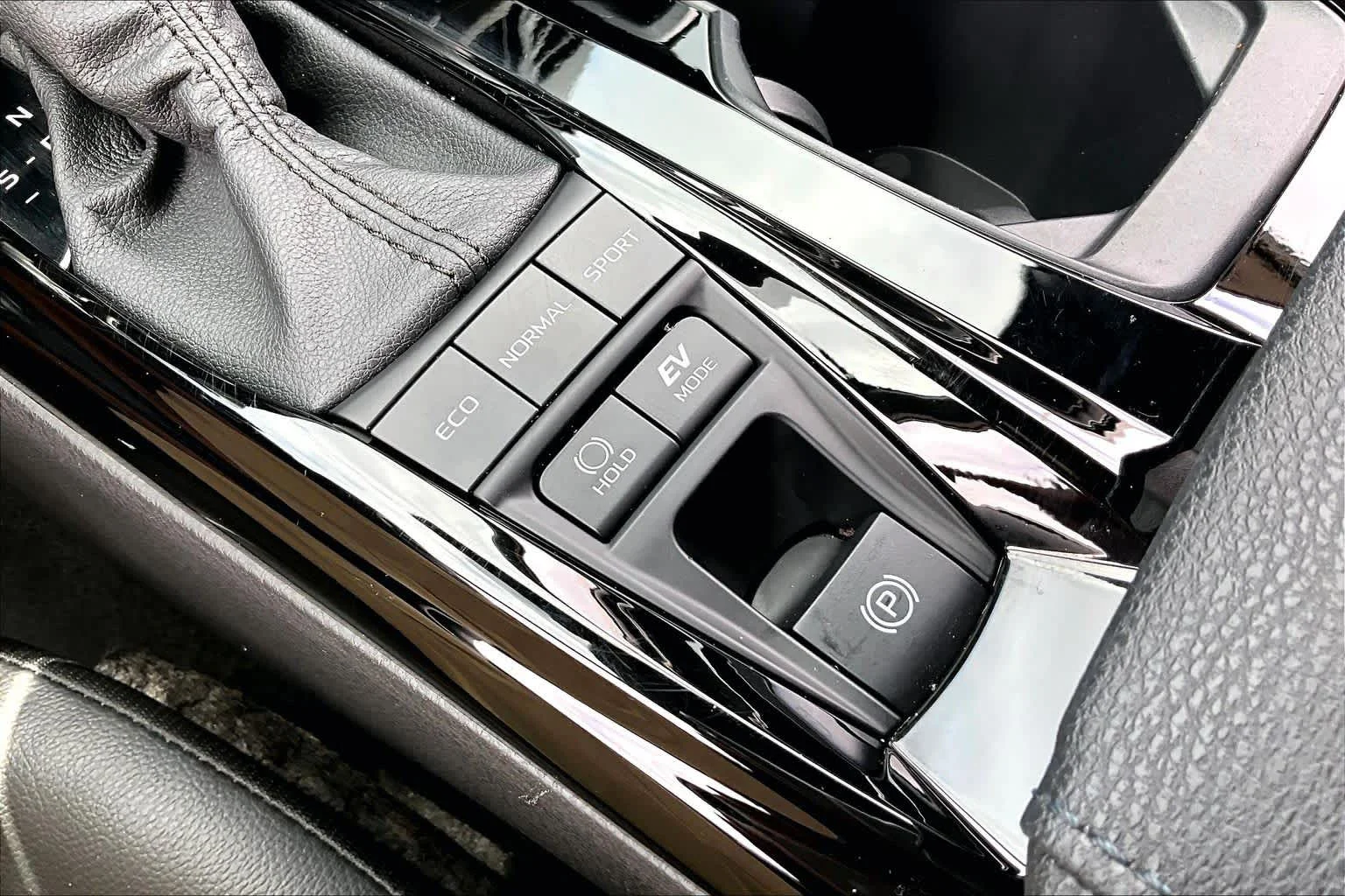 Used 2025 Underground Toyota XSE image 31