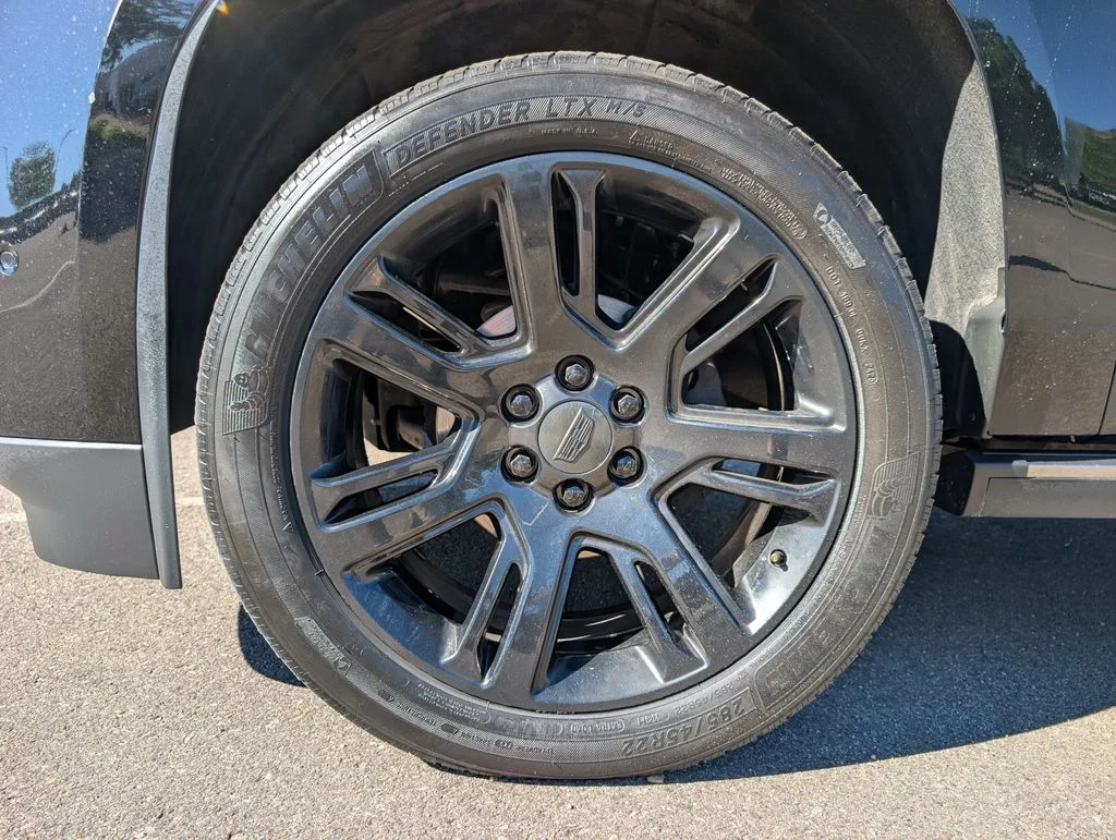 Used 2018 Black Cadillac Premium Luxury image 10