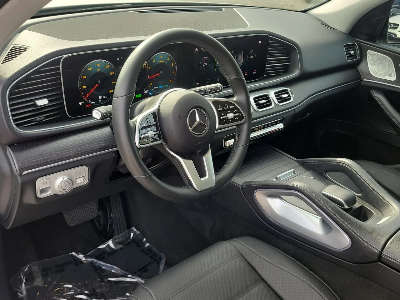 Certified Used 2023 White Mercedes-Benz GLE 450 image 18