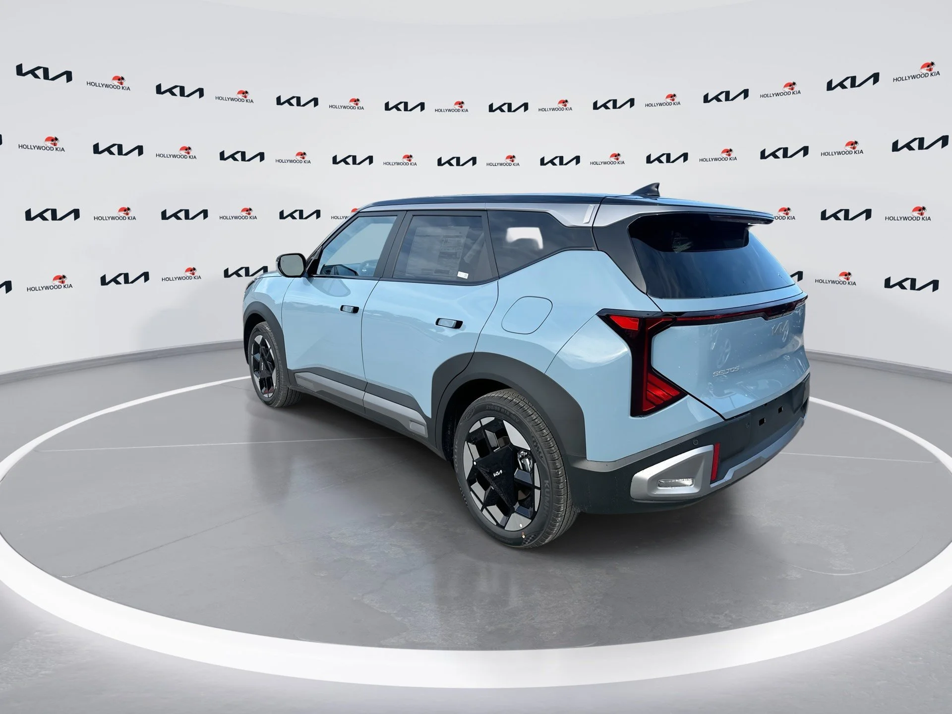 New 2027 Frost Blue / Black Roof Kia S image 6
