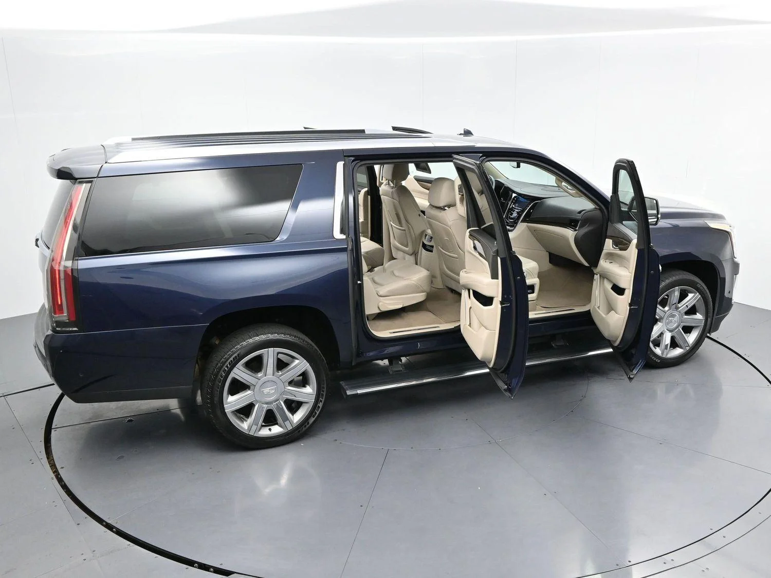 Used 2019 DARK ADRIATIC BLUE METALLIC Cadillac Premium Luxury image 44