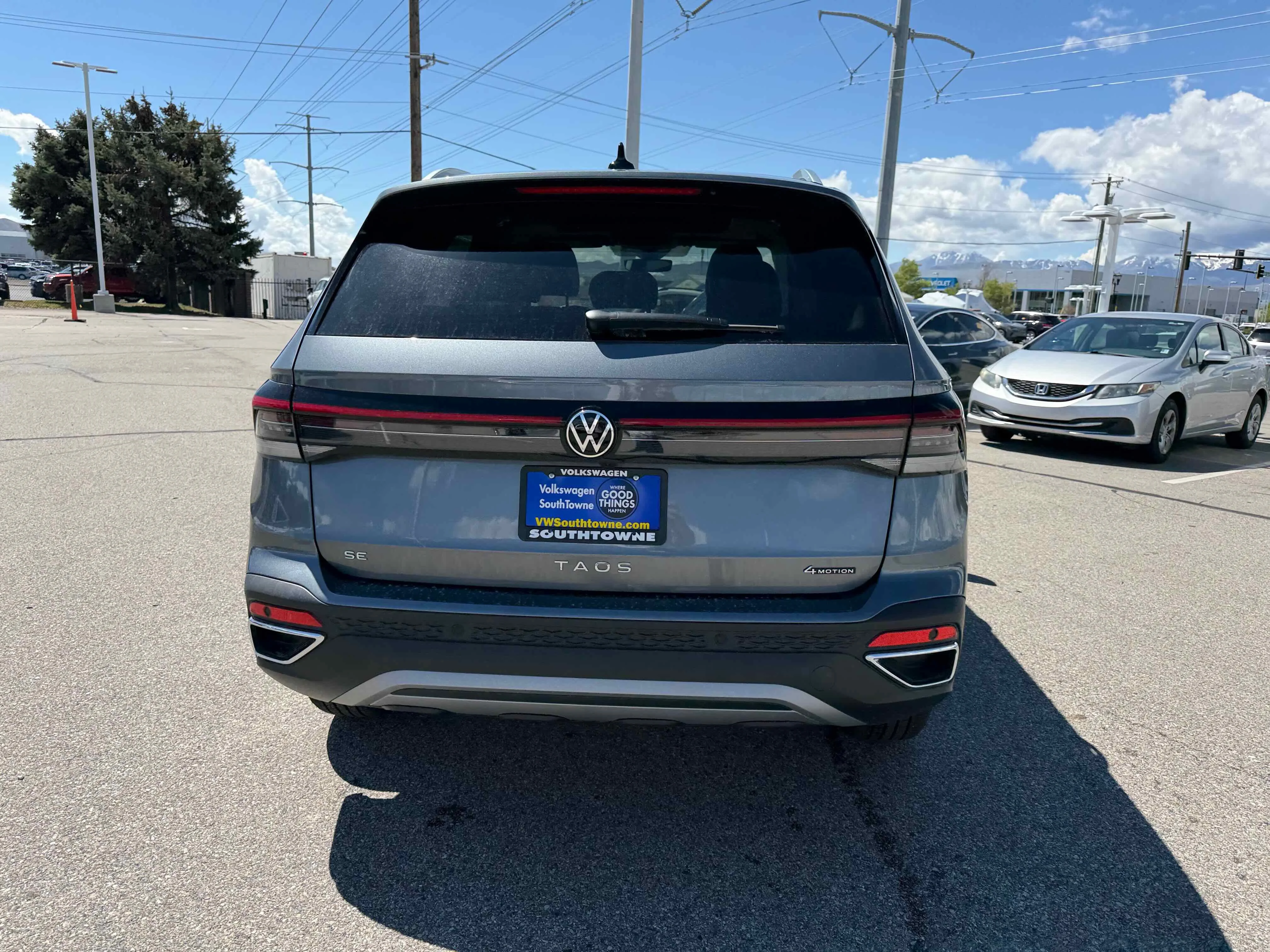 New 2026 Platinum Gray Volkswagen SE image 6