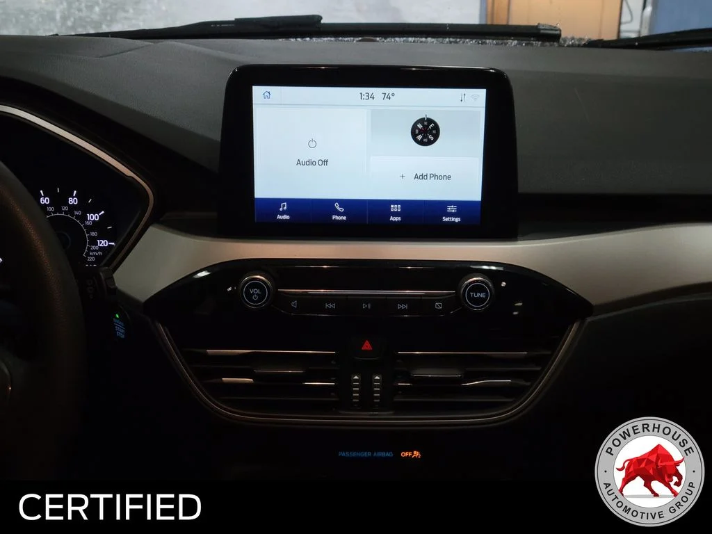 Used 2022 Gray Ford SE image 19
