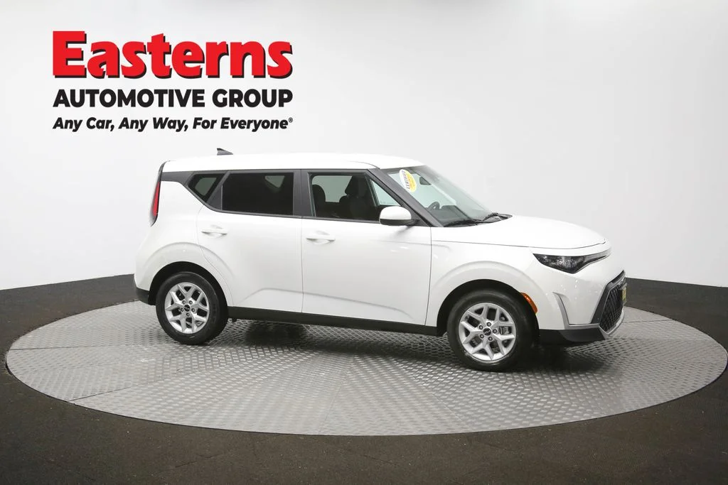 Used 2024 White Kia LX image 46