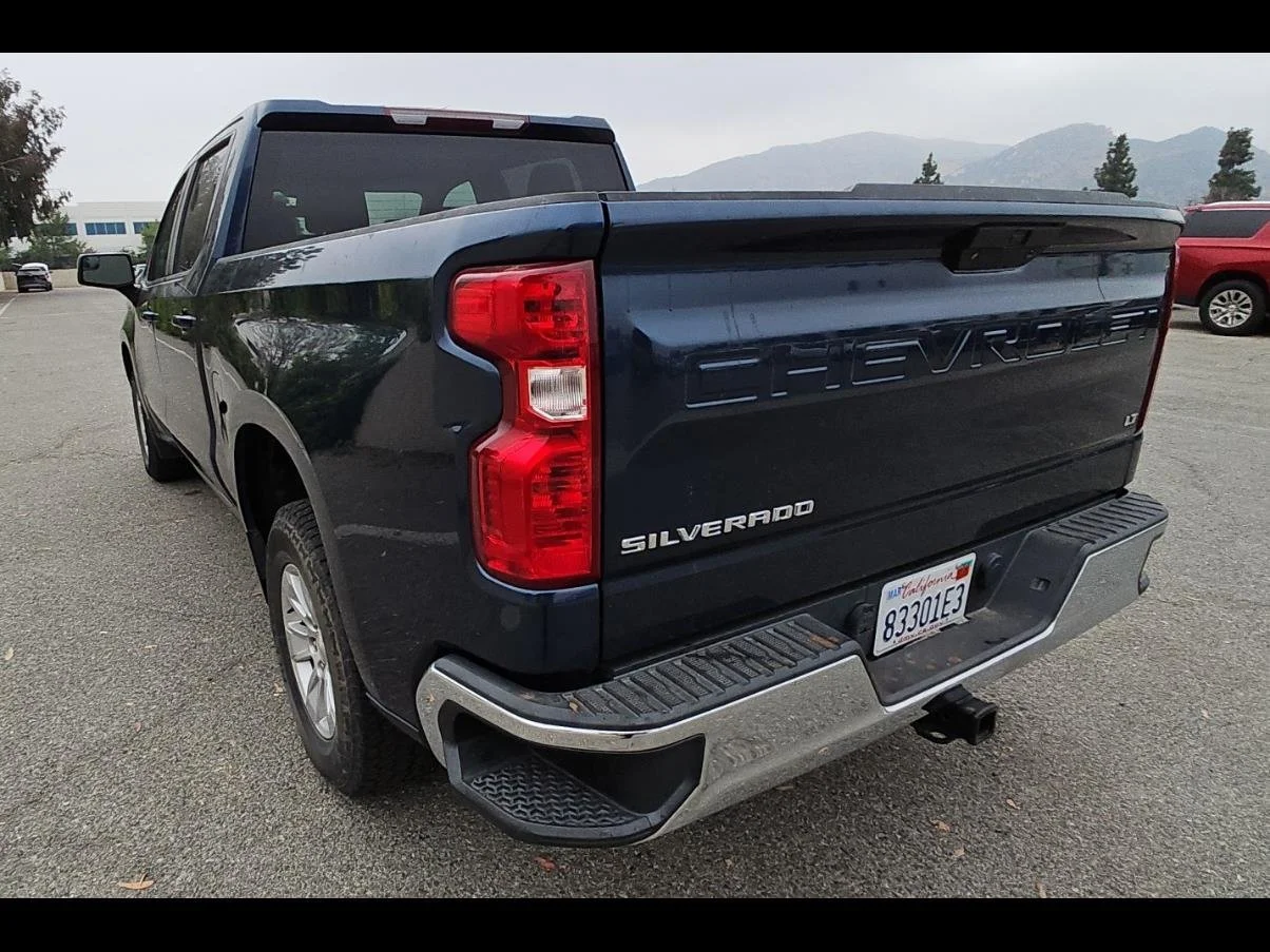 Used 2021 NORTHSKY BLUE METALLIC Chevrolet LT image 4