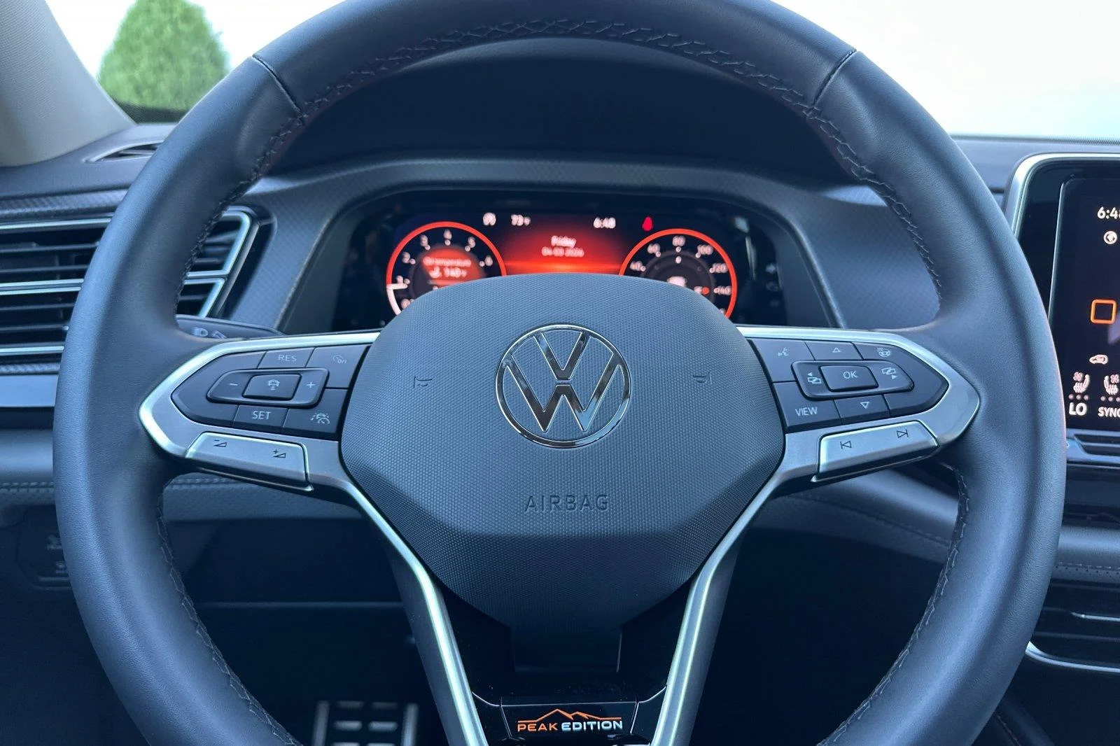New 2026 Pure Gray Volkswagen 2.0T Peak Edition image 24