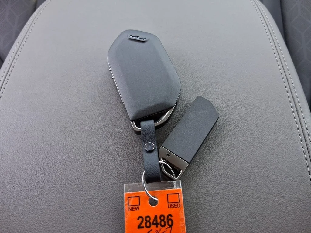 New 2027 White Kia EX image 25