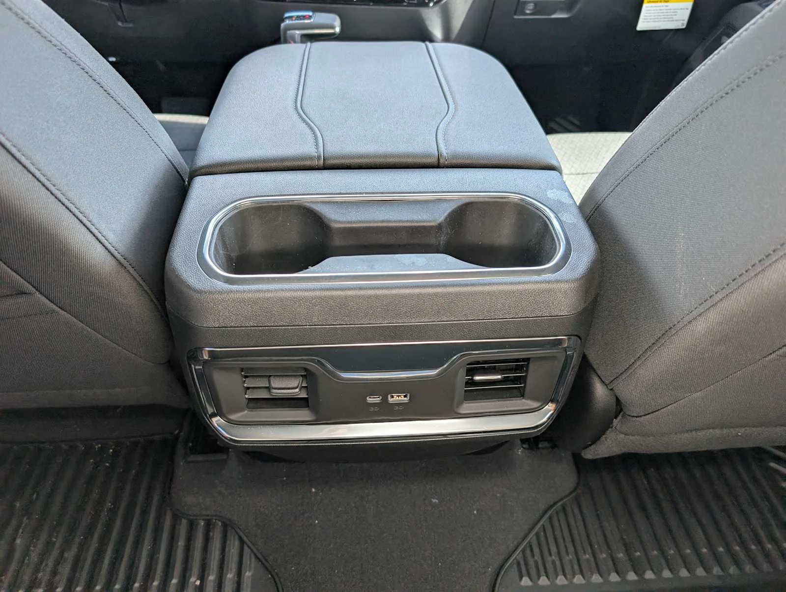 New 2026 Sterling Metallic GMC Elevation image 17