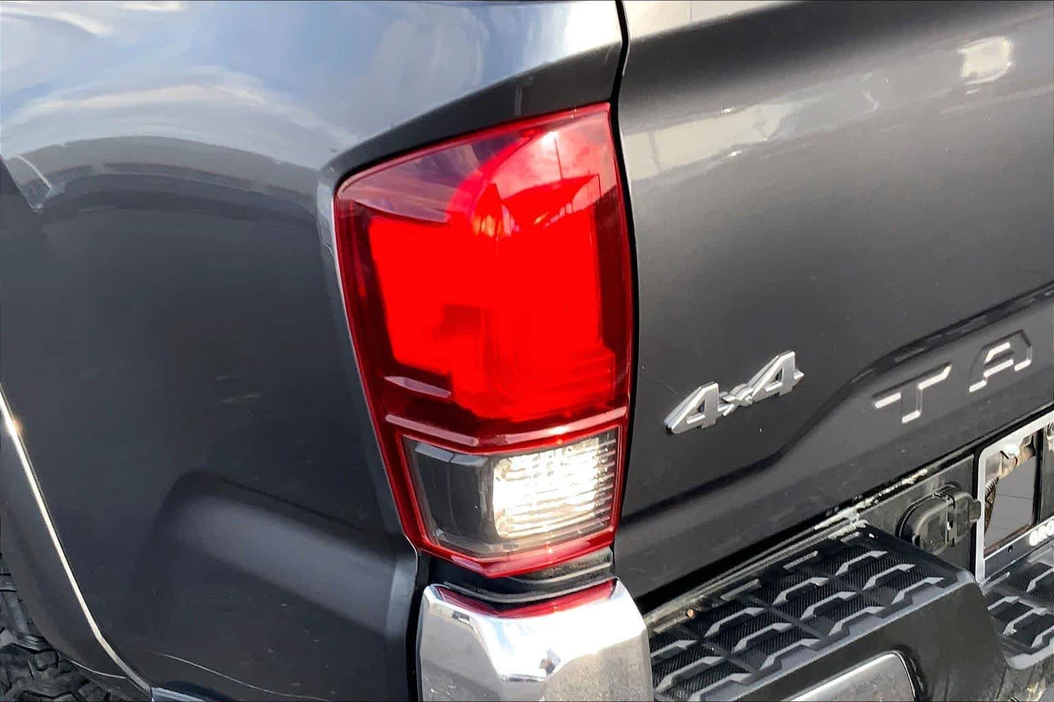 Used 2021 Magnetic Gray Metallic Toyota SR5 image 29