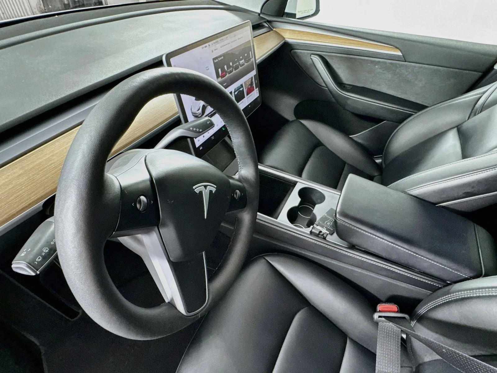Used 2023  Tesla Long Range image 7