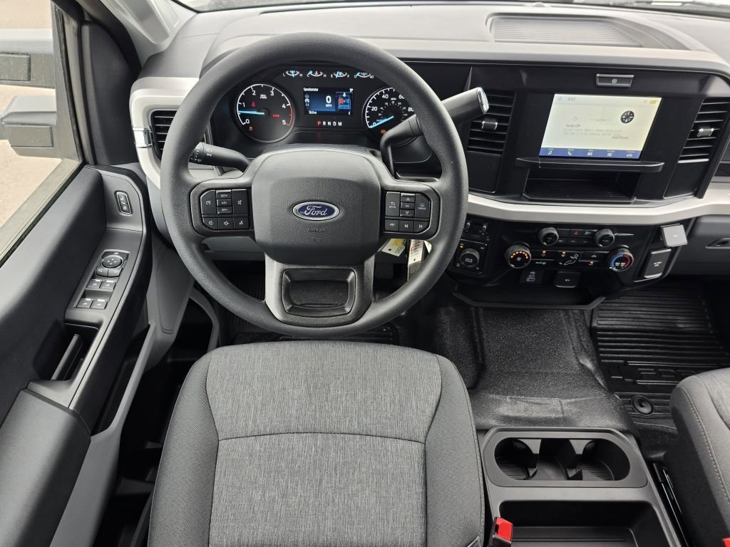 New 2026 Oxford White Ford XL image 32