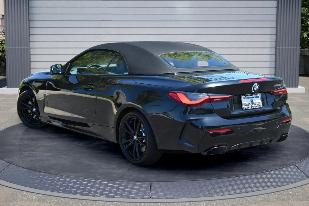 Certified Used 2024 Black Sapphire Metallic BMW M440i image 4
