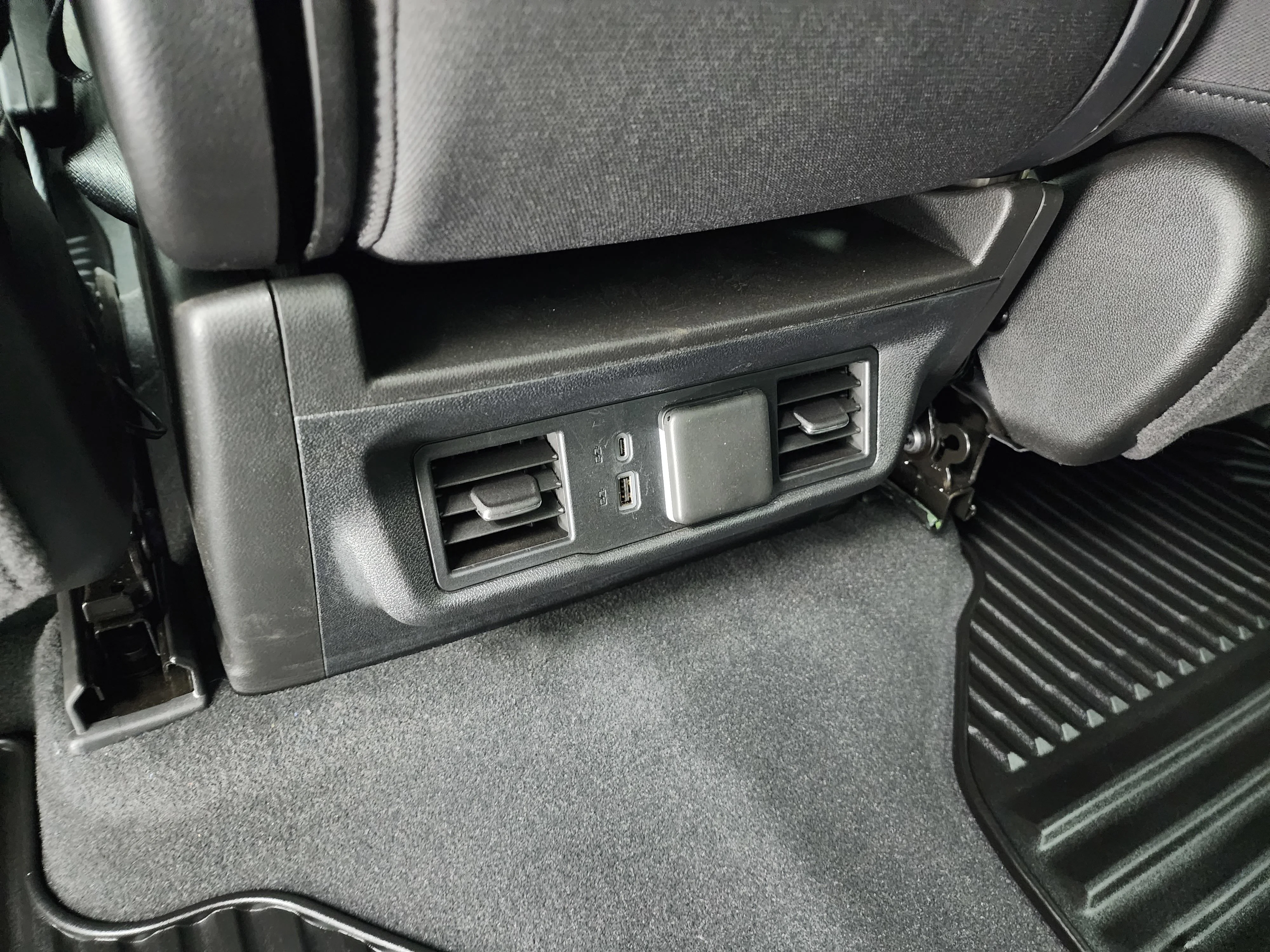 2025 Chevrolet Silverado 2500HD LT - Photo 43