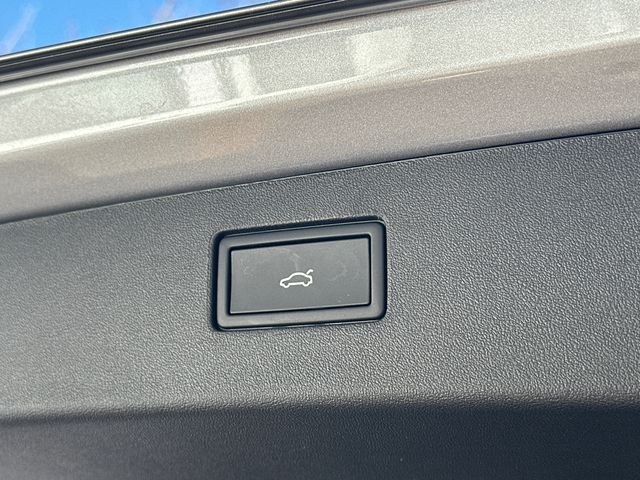 New 2026 Silver Volkswagen 2.0T SE image 19