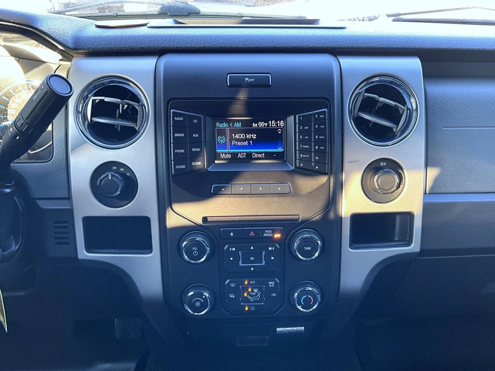 Used 2013 Gray Ford XLT image 14