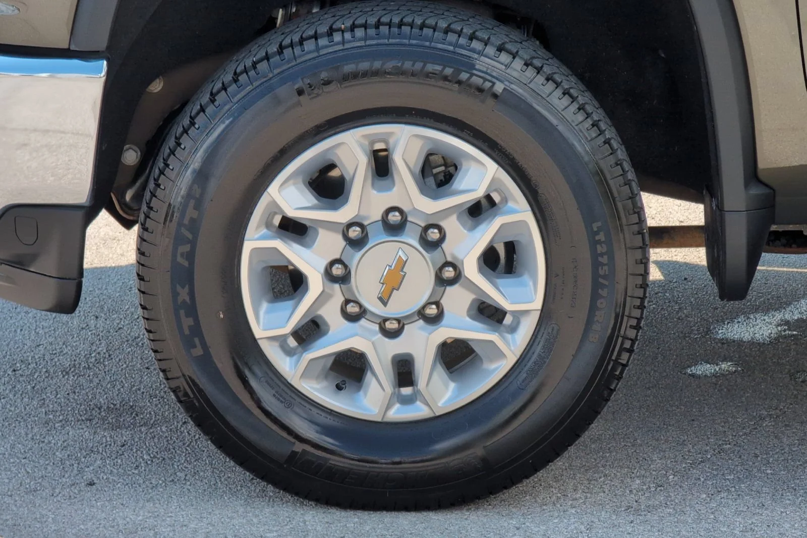 Used 2022 GREENSTONE METALLIC Chevrolet LT image 26