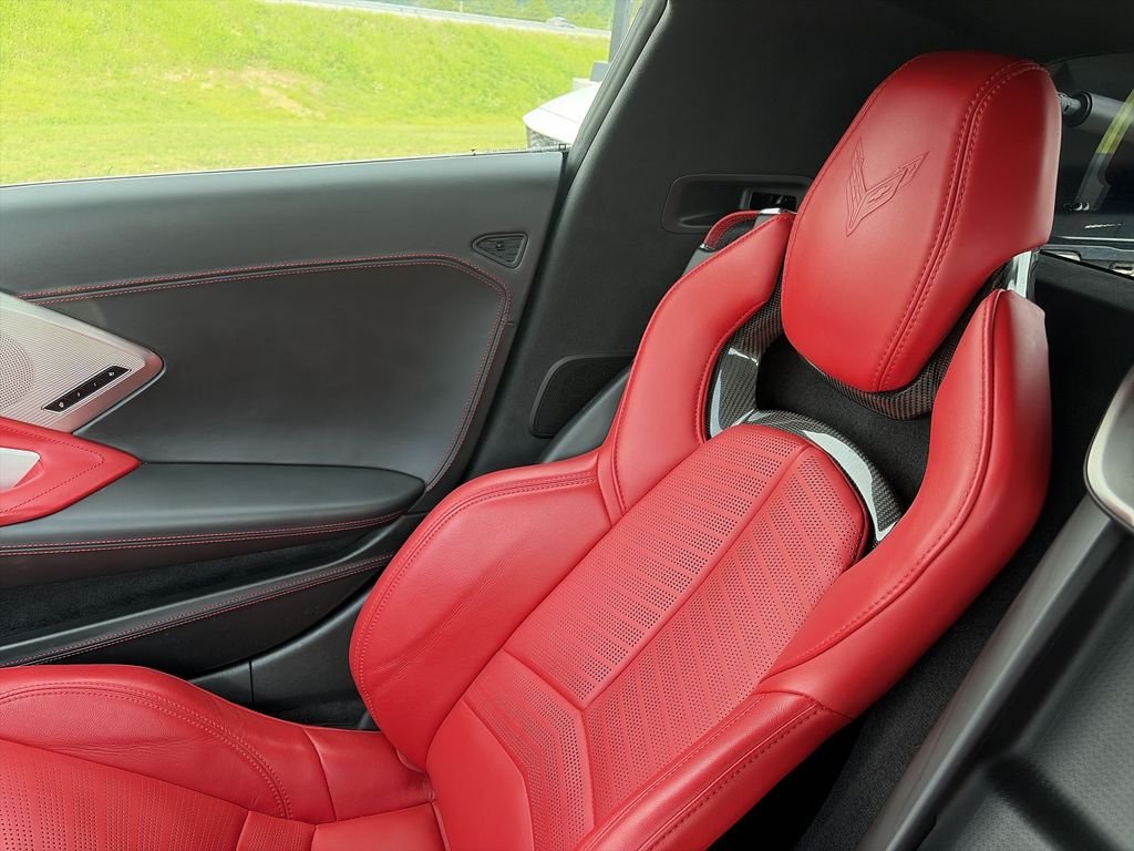Used 2020 White Chevrolet Stingray image 22