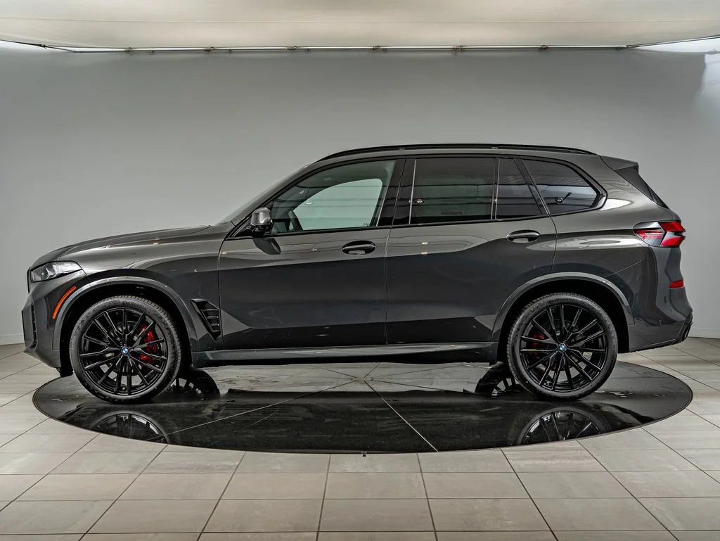 New 2026 Dravit Grey Metallic BMW xDrive40i image 8