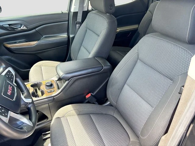 Used 2023 Black GMC SLE image 21
