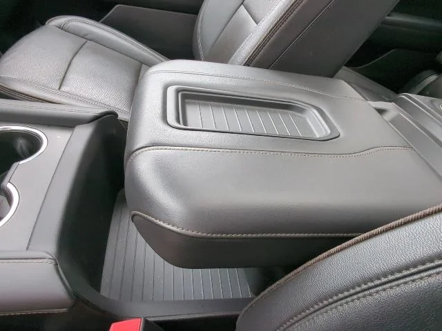 Used 2022 Black Chevrolet High Country image 24