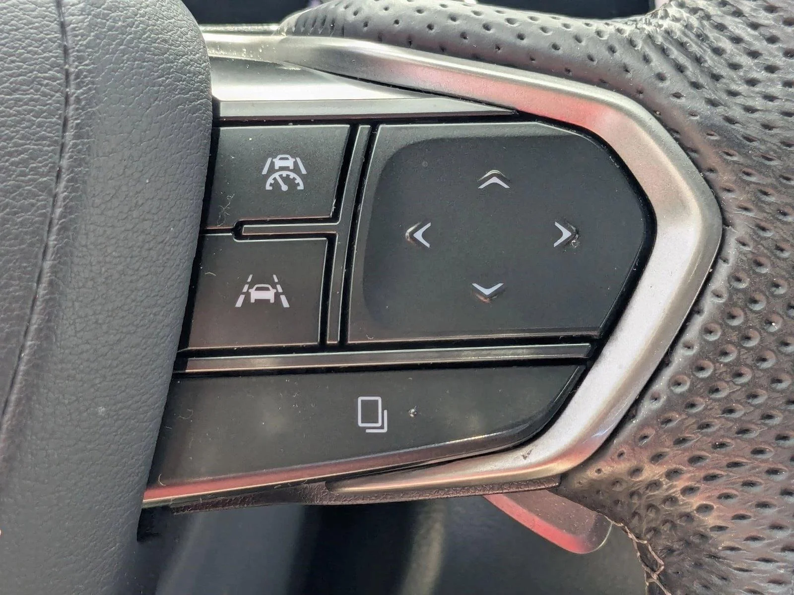 Used 2024 Redline Lexus NX 350 F SPORT Handling image 11