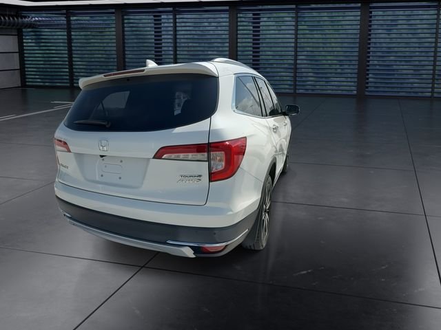 Used 2019  Honda Touring image 8