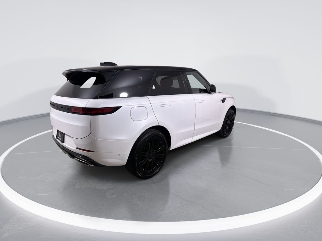 New 2026 OSTUNI PRL WHT Land Rover Dynamic SE image 8
