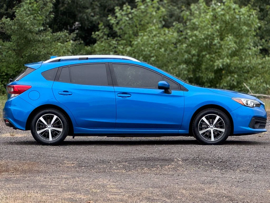 Used 2020 Ocean Blue Pearl Subaru Premium image 8