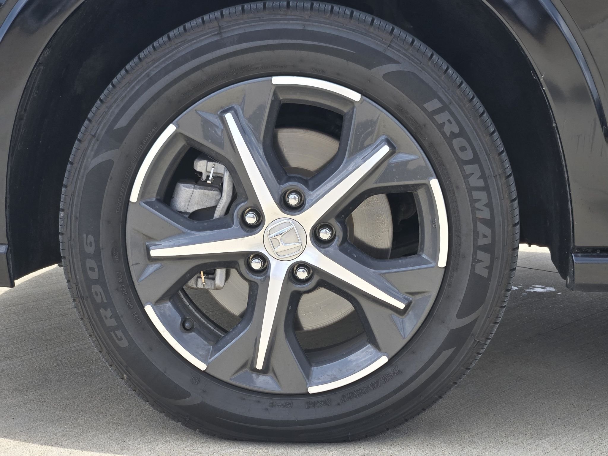 Used 2025  Honda EX-L image 11