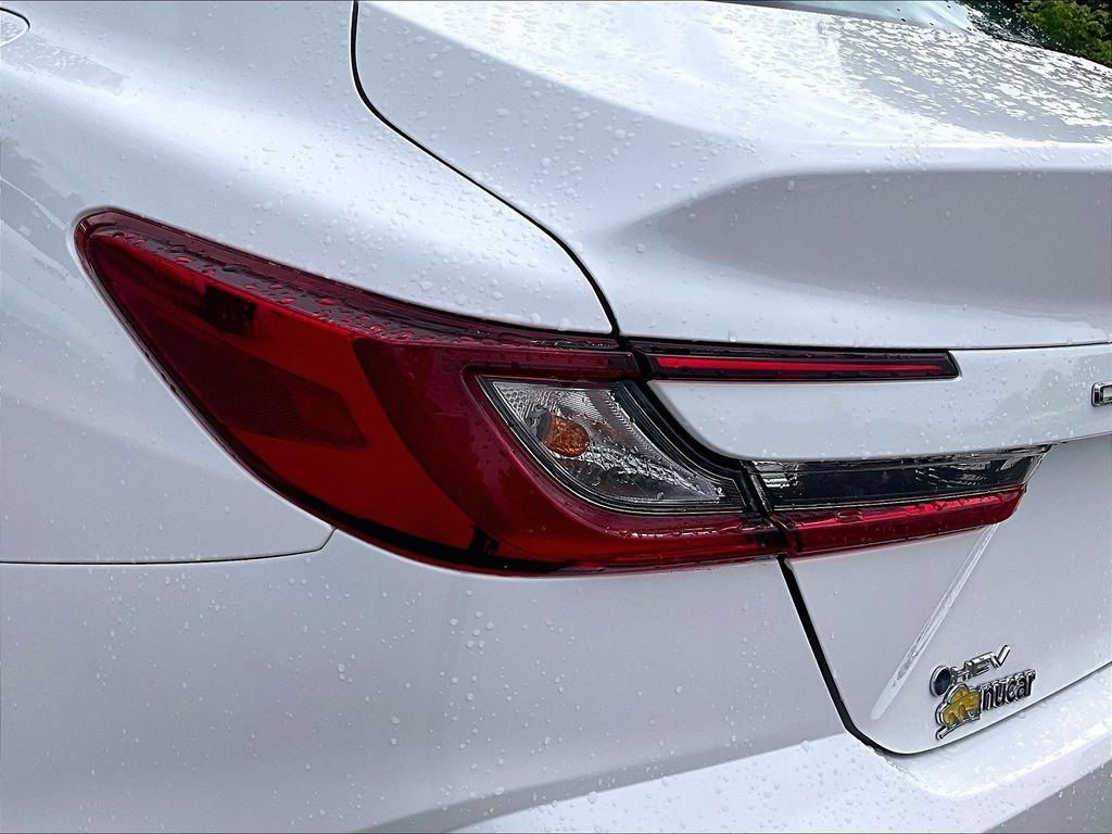 Used 2025 White Toyota SE image 32