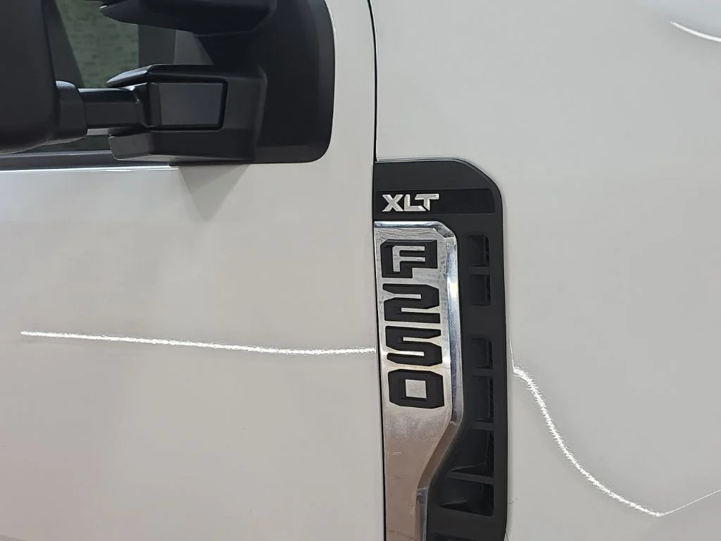 Used 2023 White Ford XLT image 10