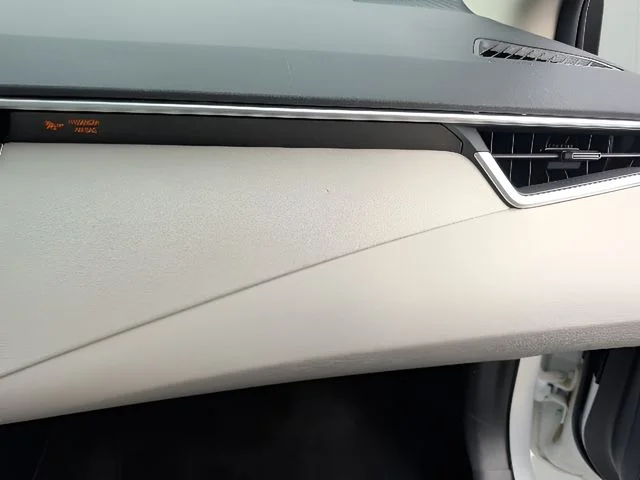 Used 2022 White Toyota LE image 36