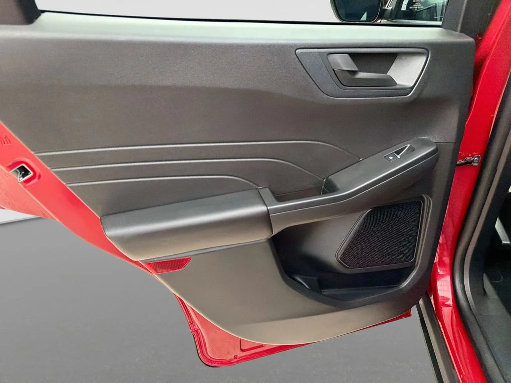 Used 2023 Red Ford Active image 13
