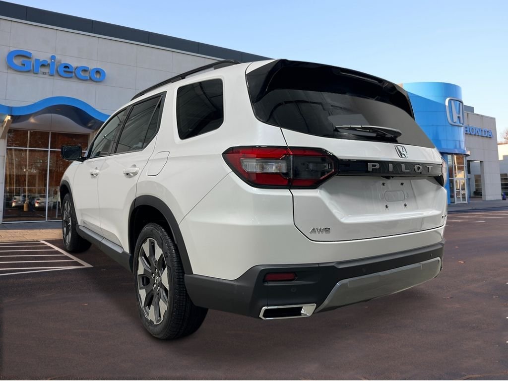 New 2026 Platinum White Pearl Honda Touring image 3