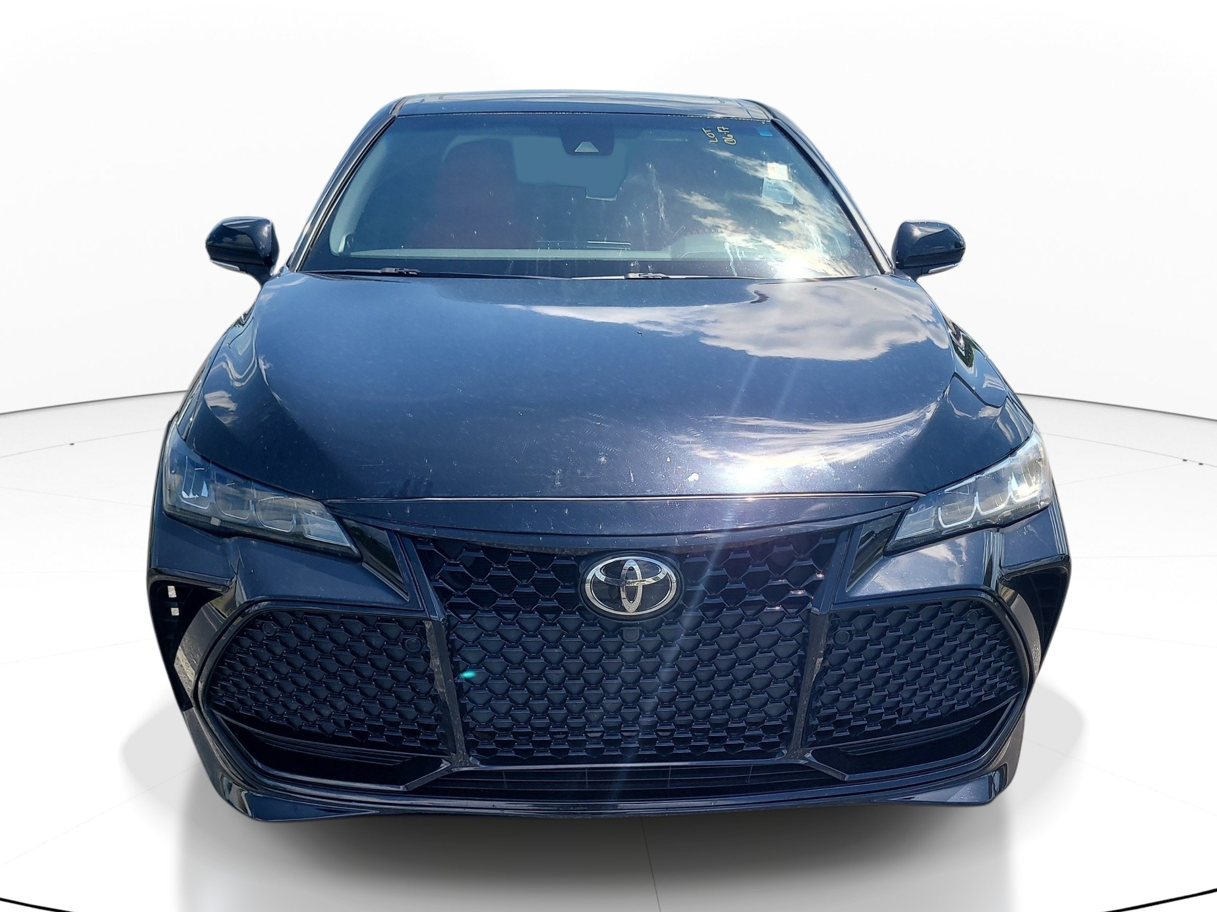 Used 2019 Midnight Black Metallic Toyota XLE image 2